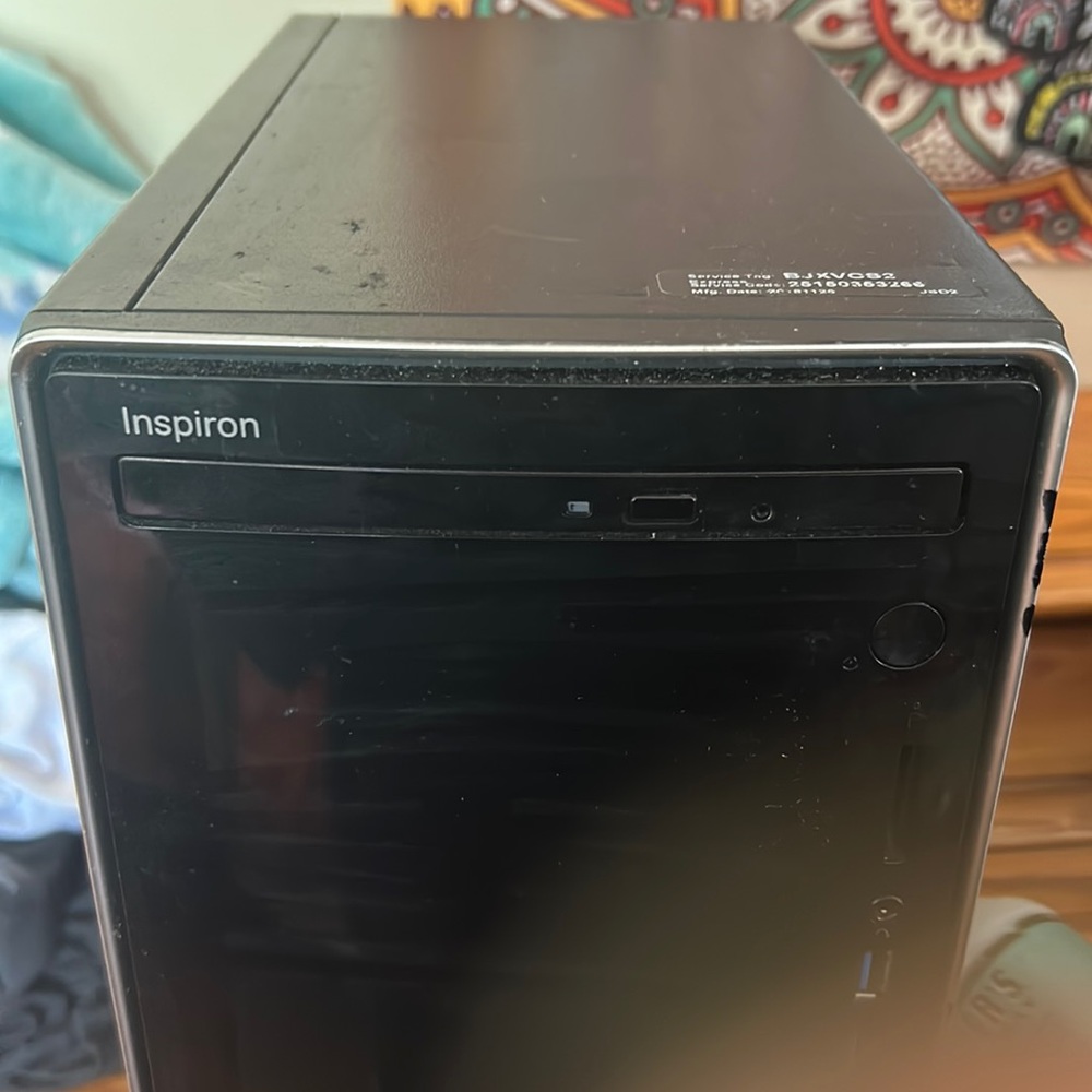 This is a slightly used gaming pc